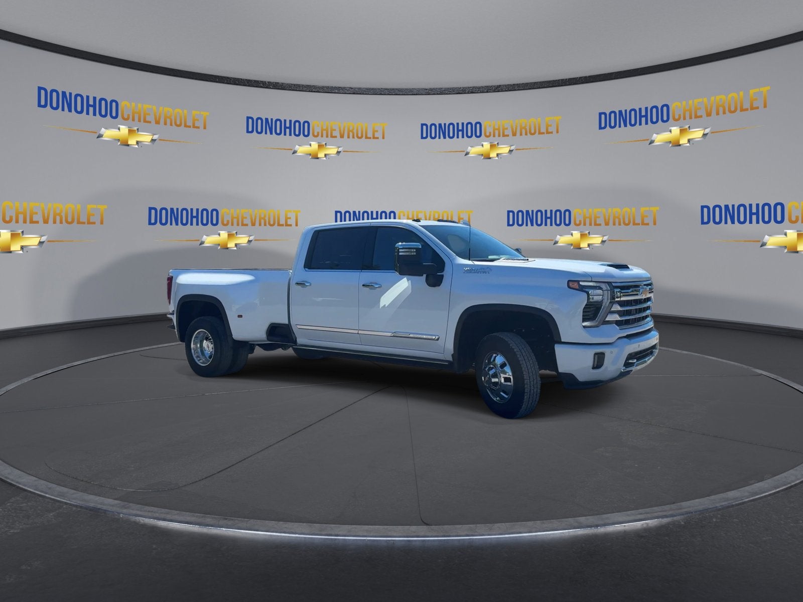 2026 Chevrolet Silverado 3500 HD High Country DRW