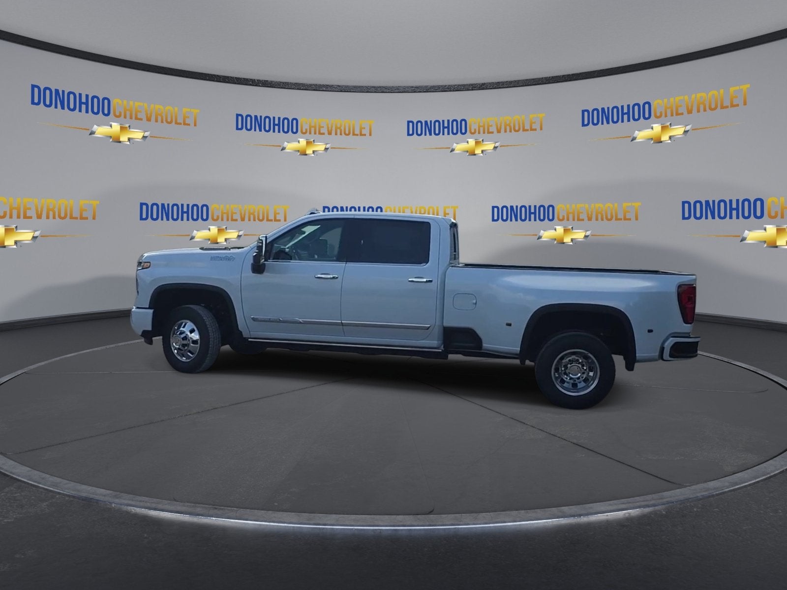 2026 Chevrolet Silverado 3500 HD High Country DRW