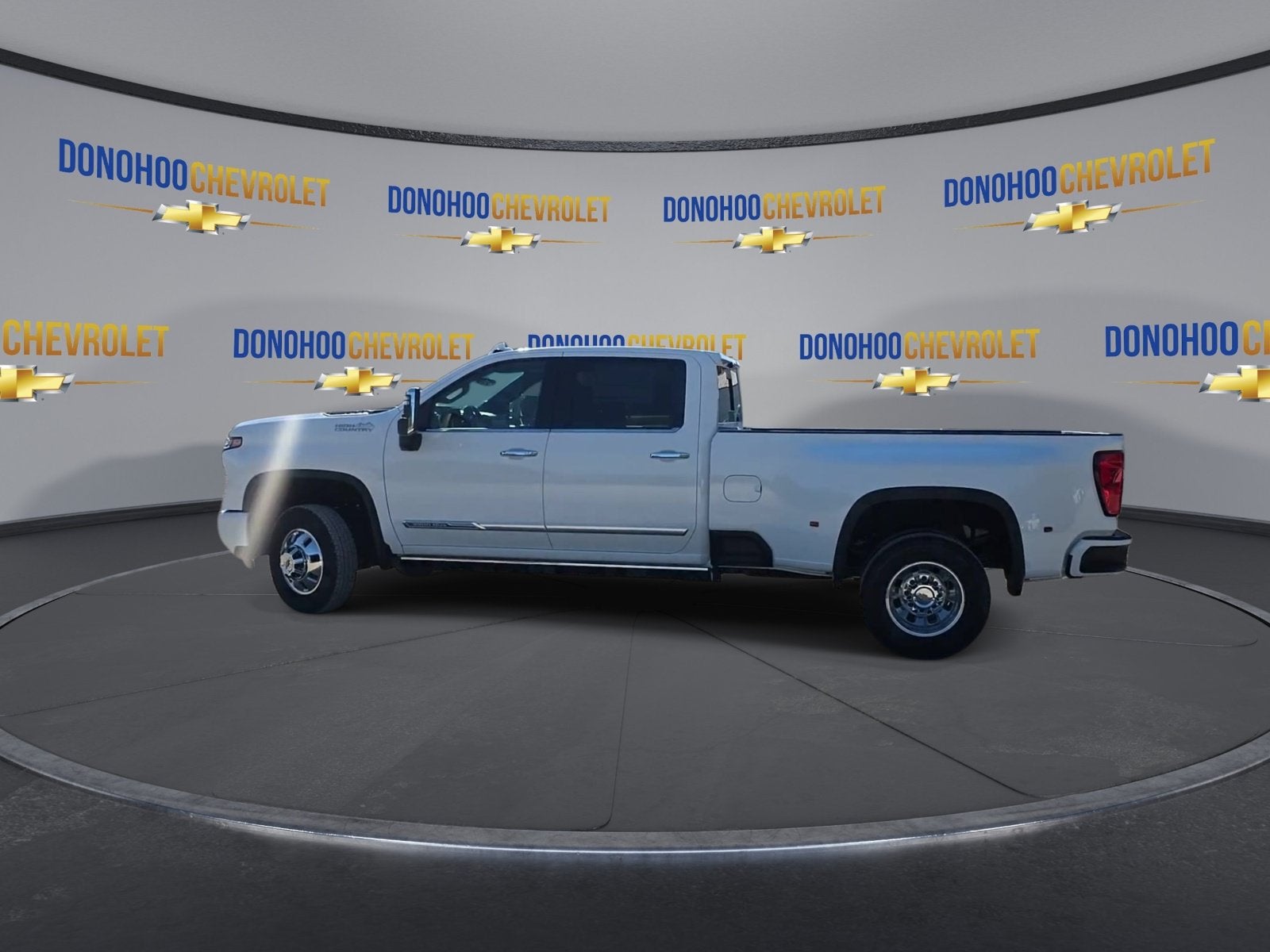 2026 Chevrolet Silverado 3500 HD High Country DRW