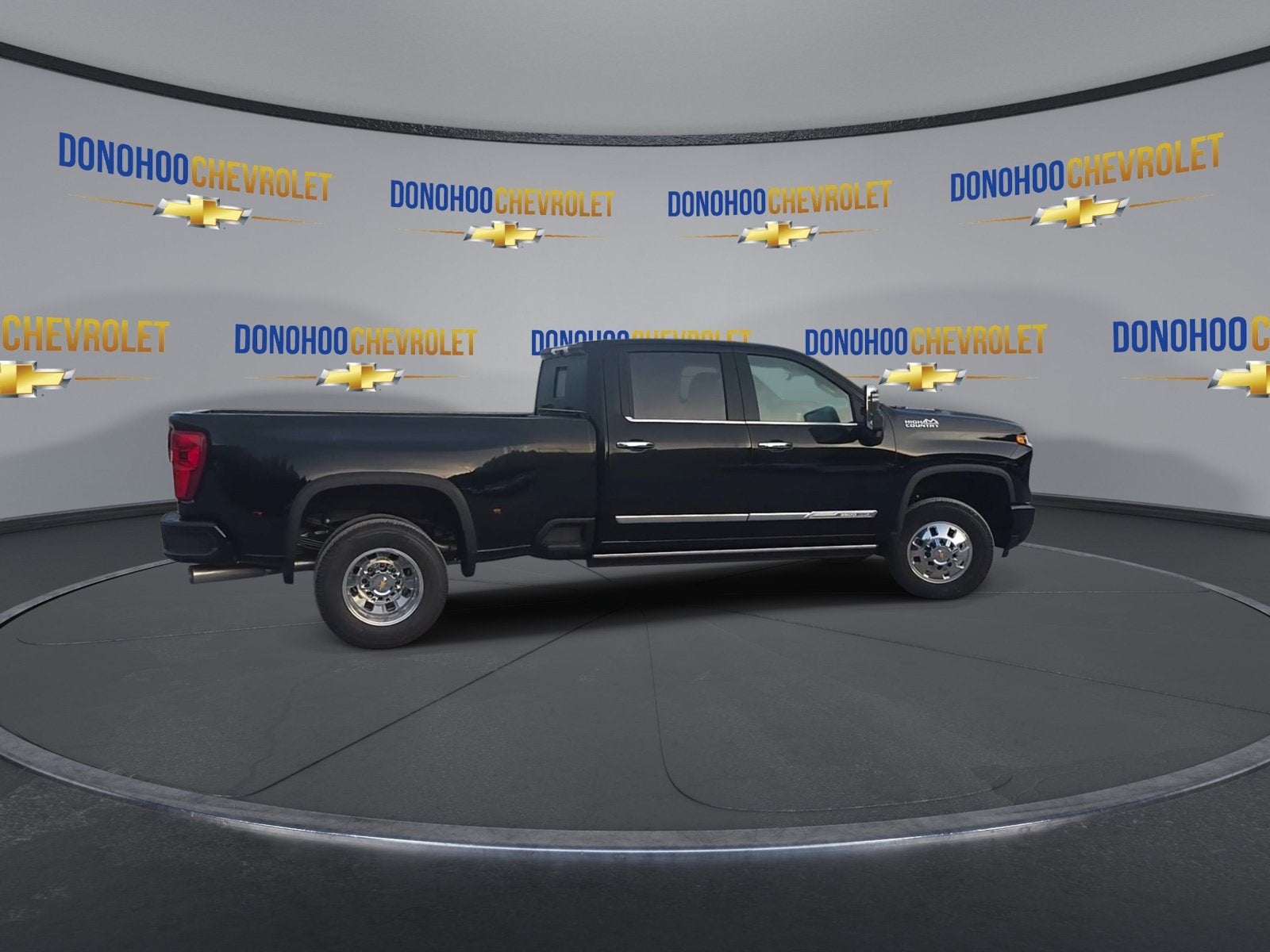 2026 Chevrolet Silverado 3500 HD High Country DRW