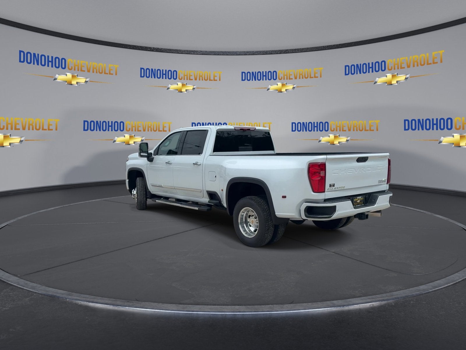 2026 Chevrolet Silverado 3500 HD High Country DRW