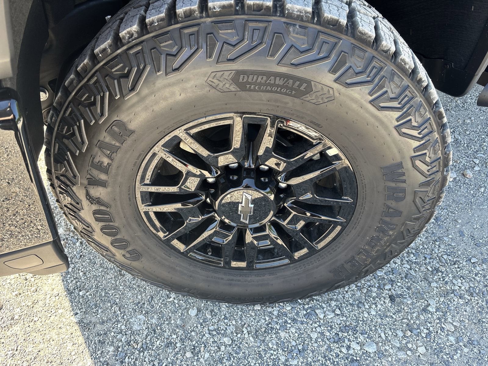 2026 Chevrolet Silverado 2500 HD ZR2 - Photo 10