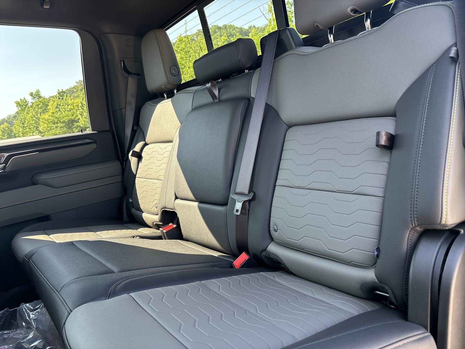 2026 Chevrolet Silverado 2500 HD ZR2 - Photo 22