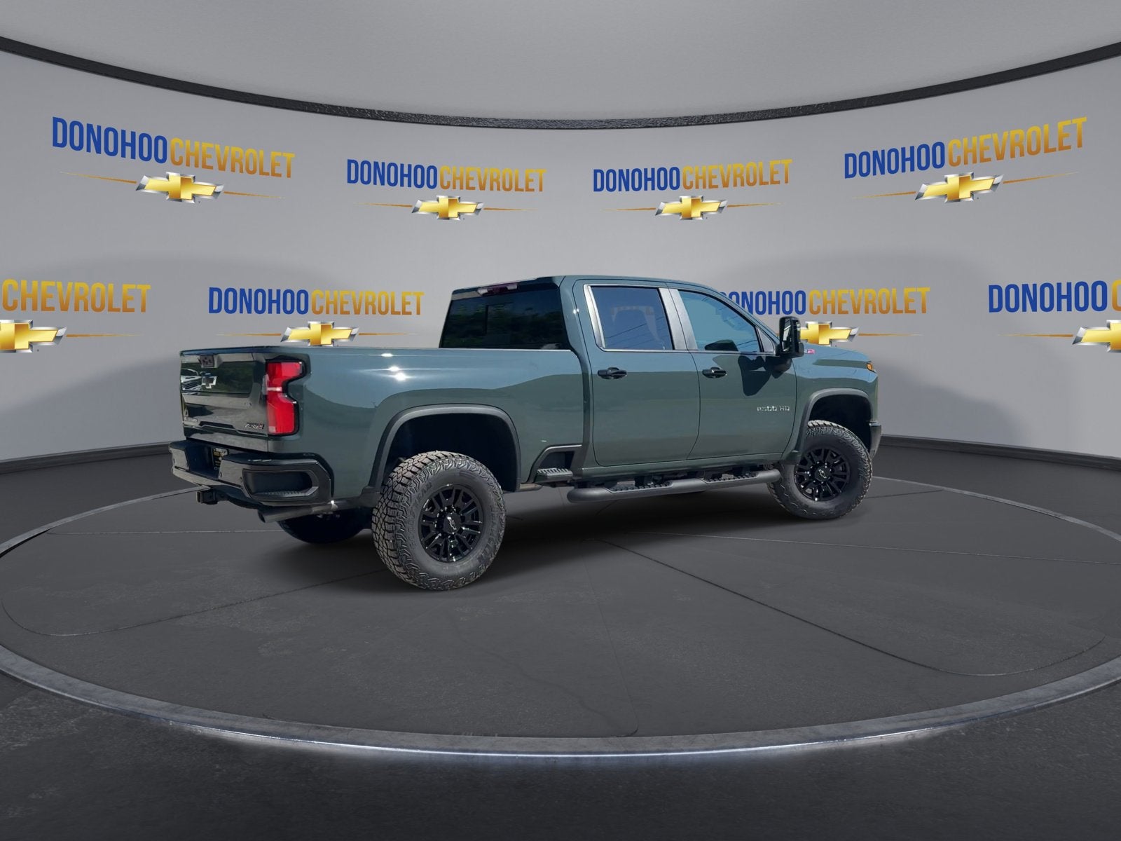 2026 Chevrolet Silverado 2500 HD ZR2 - Photo 8