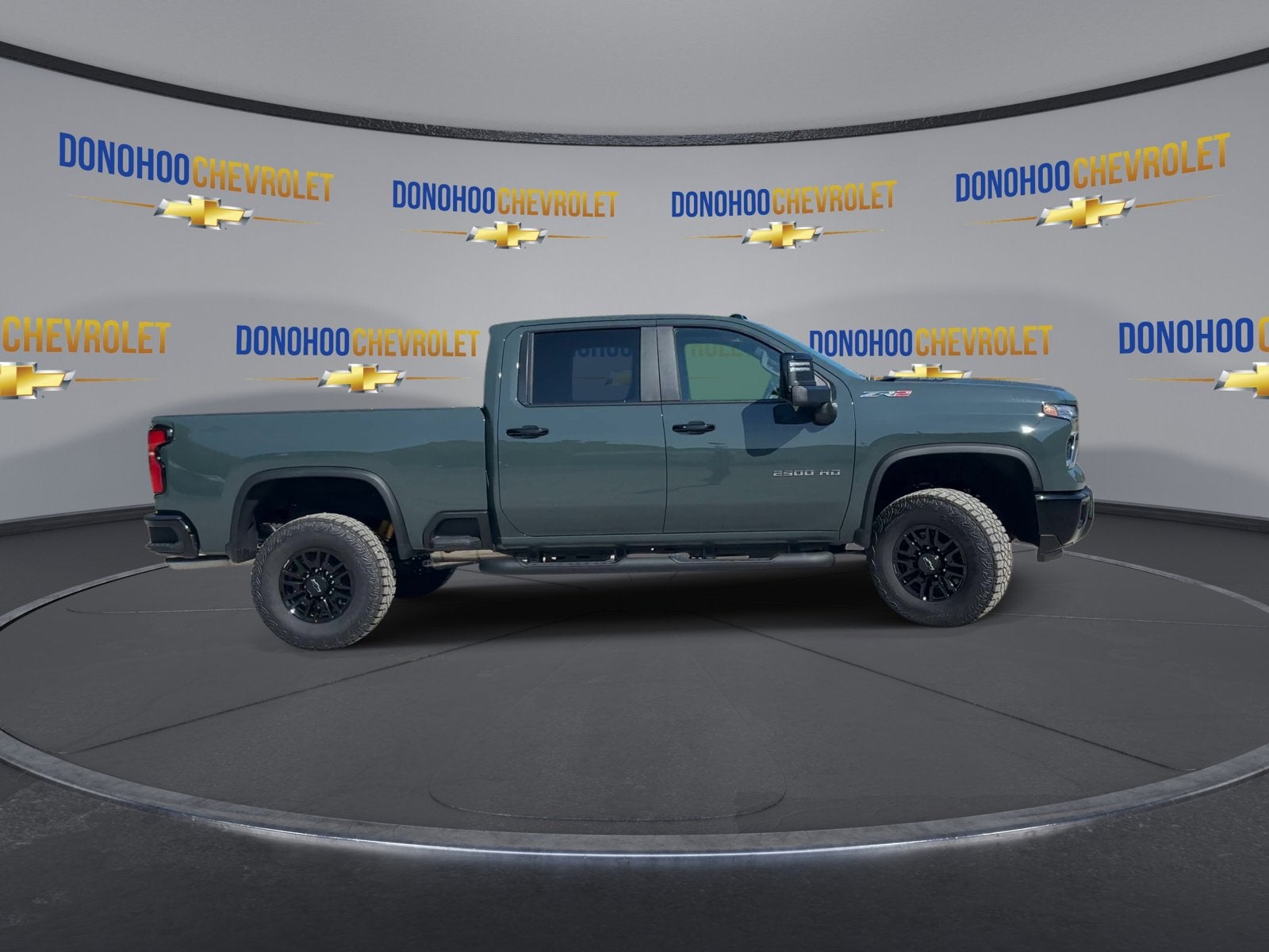 2026 Chevrolet Silverado 2500 HD ZR2 - Photo 9