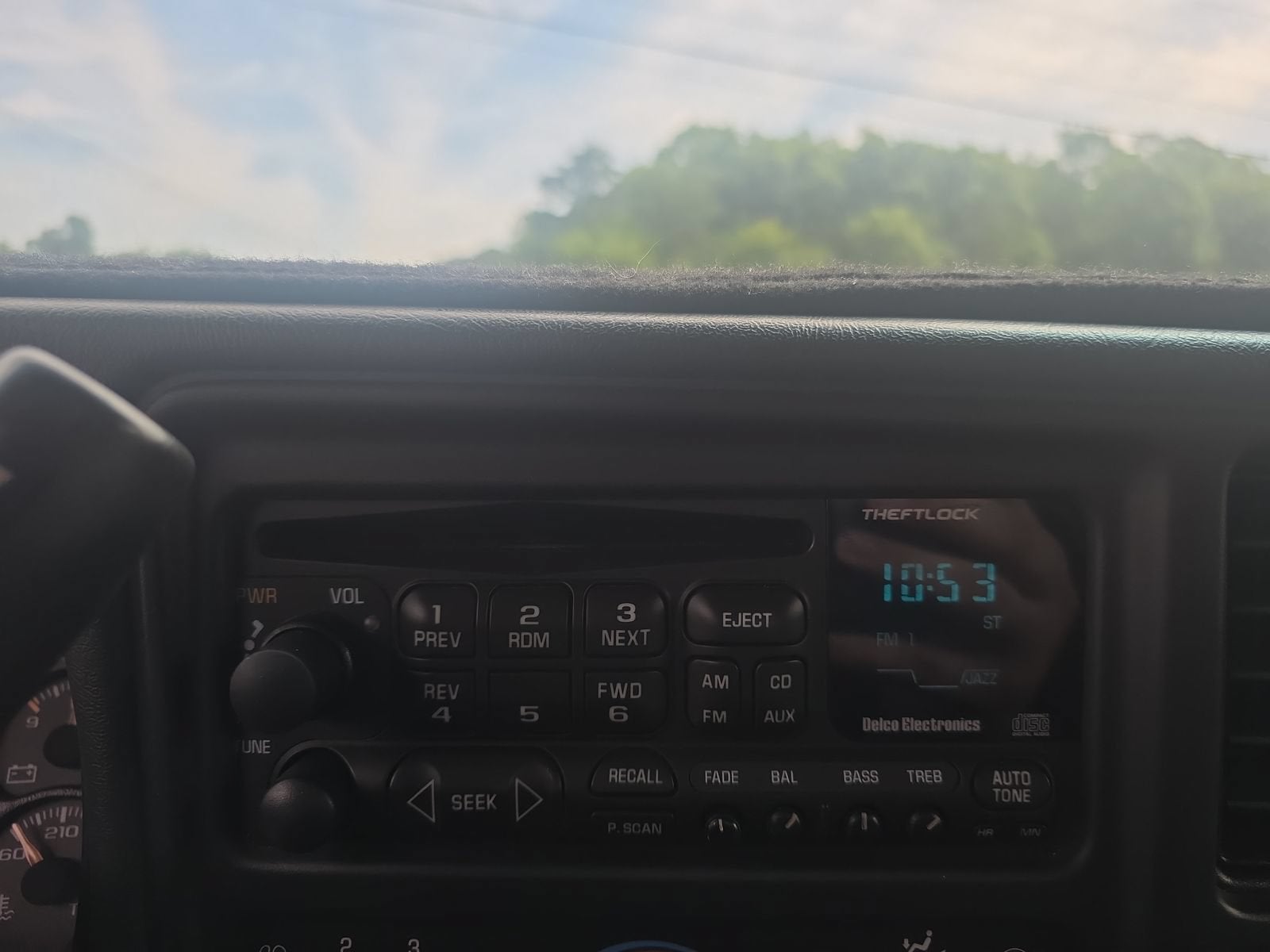 2002 Chevrolet Silverado 1500 LS