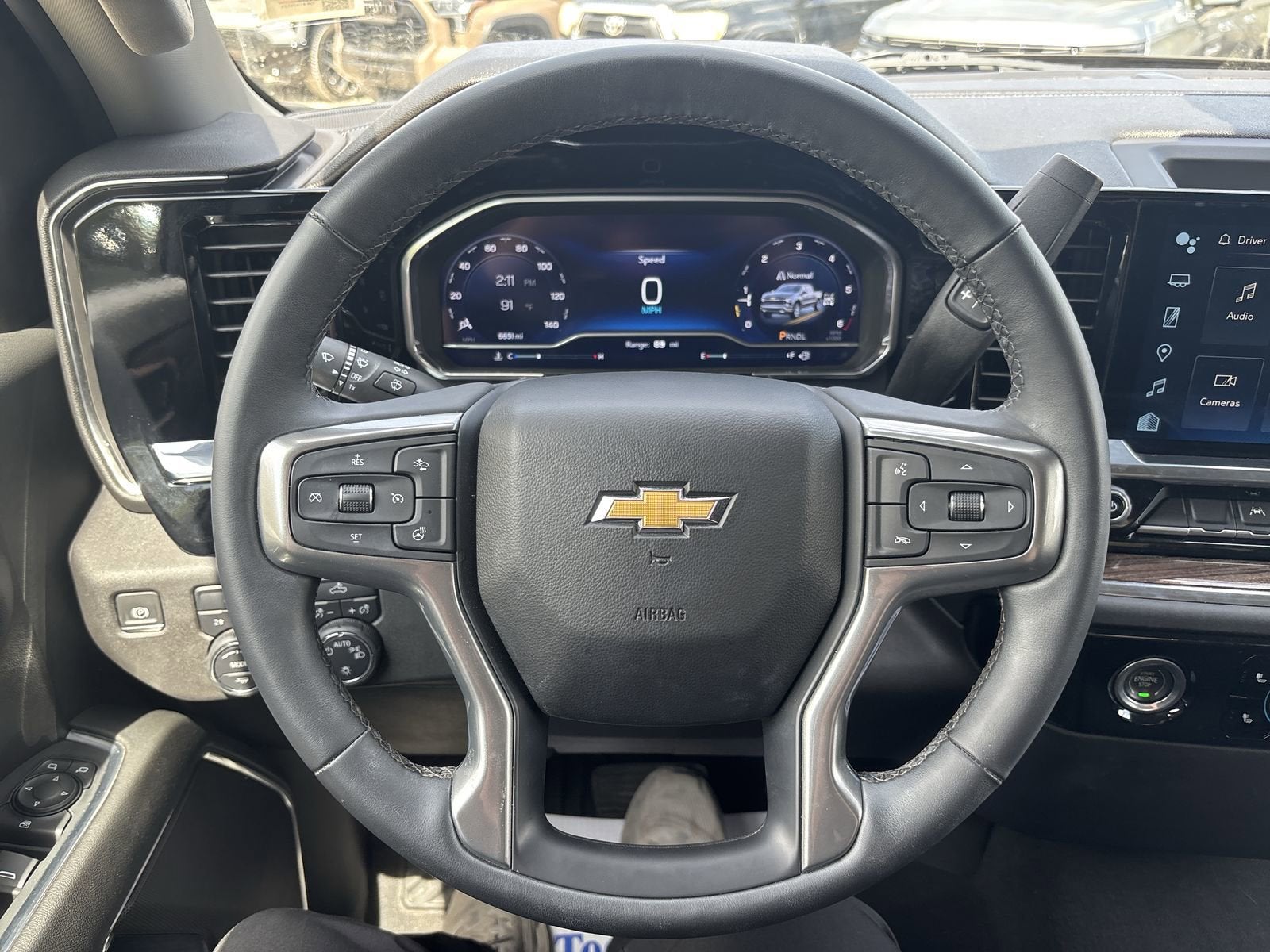 2023 Chevrolet Silverado 1500 LT (2FL)
