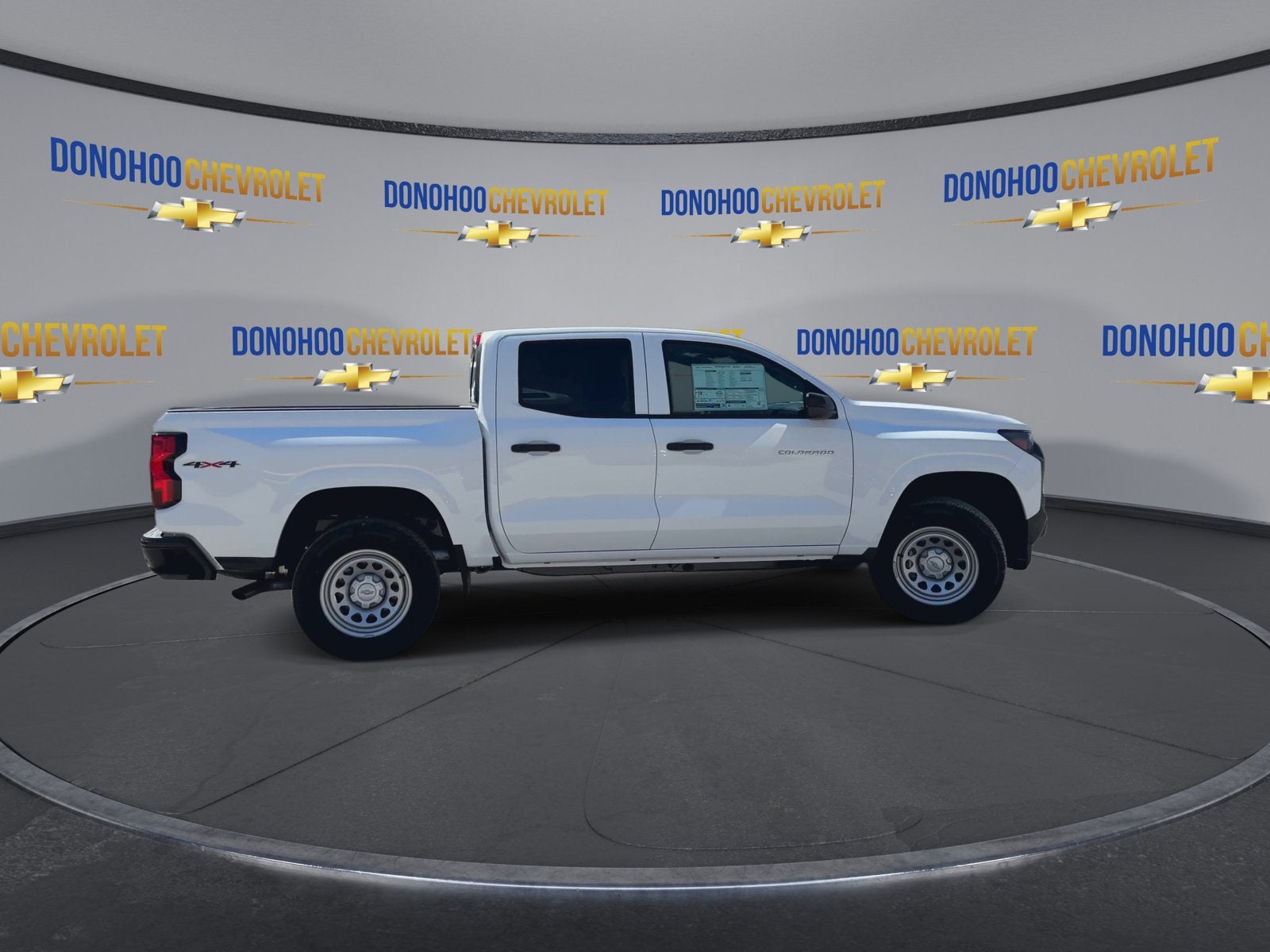 2026 Chevrolet Colorado Work Truck - Photo 9