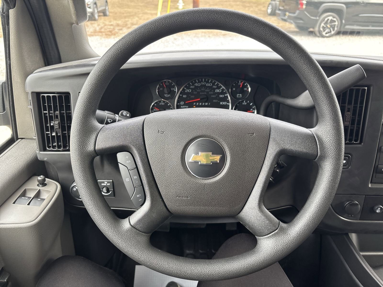 2025 Chevrolet Express Cargo 2500 WT