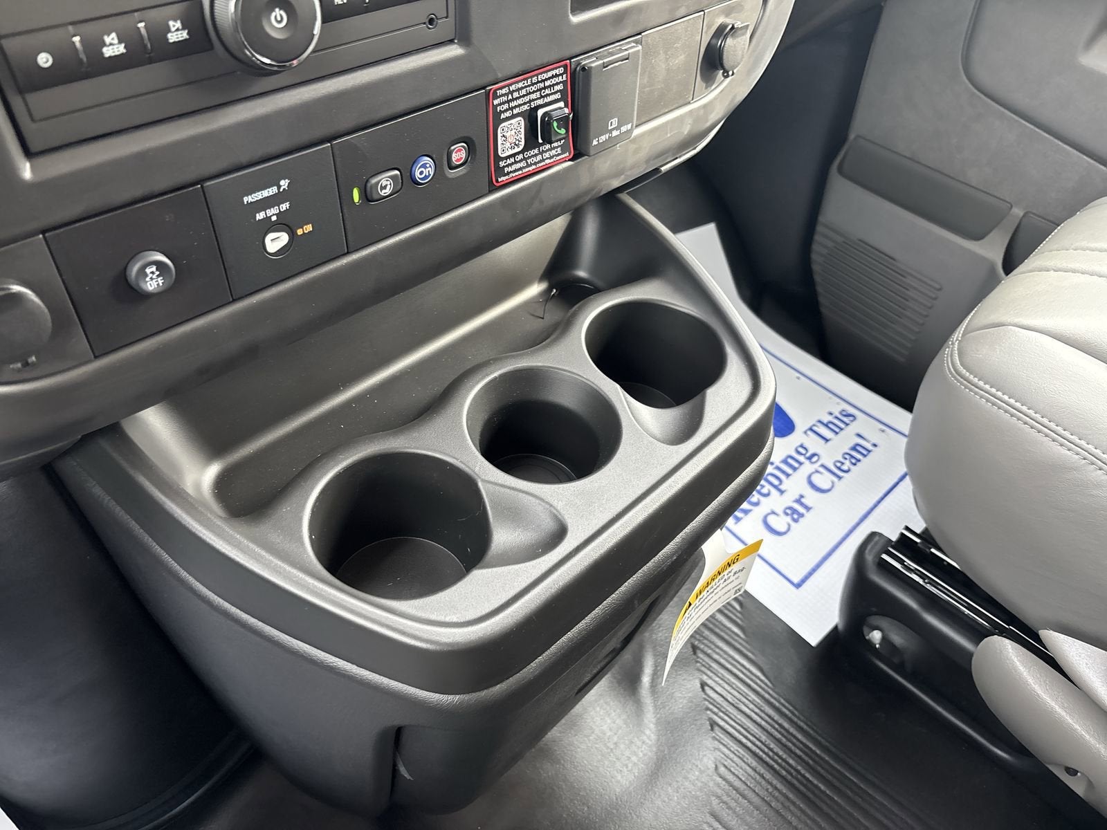 2025 Chevrolet Express Cargo 2500 WT