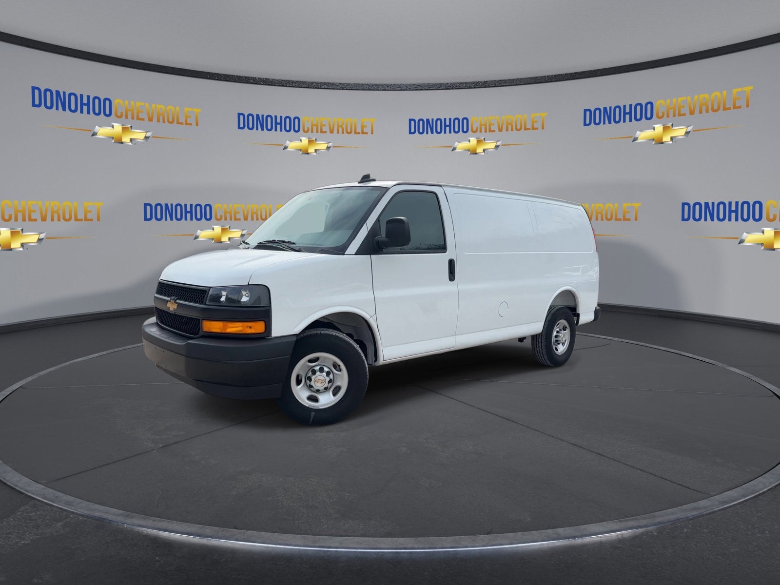 2025 Chevrolet Express Cargo 2500 WT