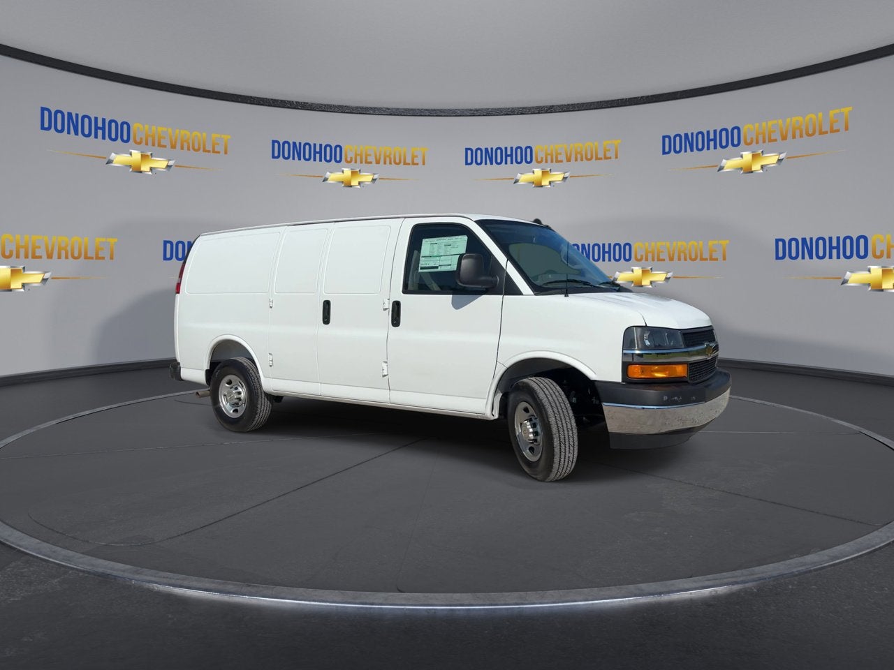 2025 Chevrolet Express Cargo 2500 WT