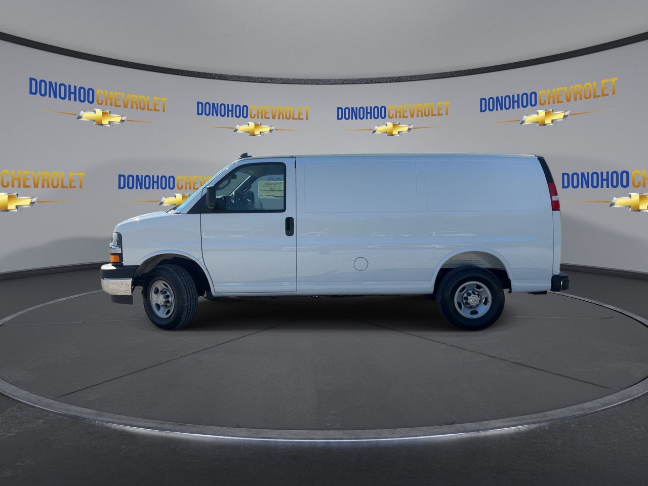 2025 Chevrolet Express Cargo 2500 WT