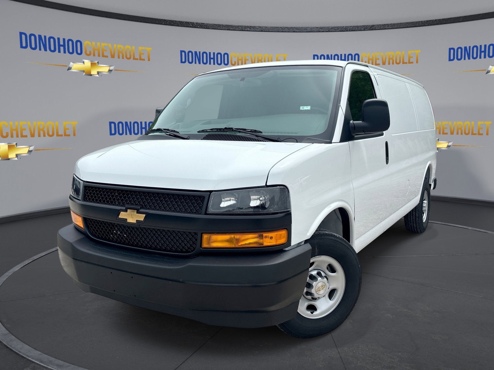 2026 Chevrolet Express Cargo WT