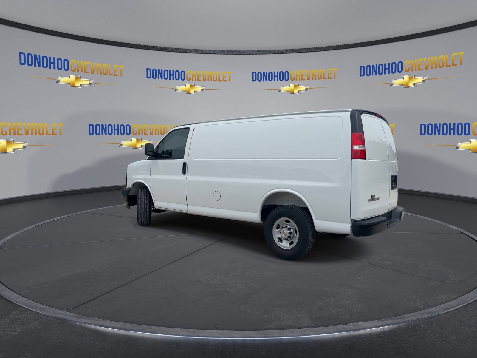 2026 Chevrolet Express Cargo WT