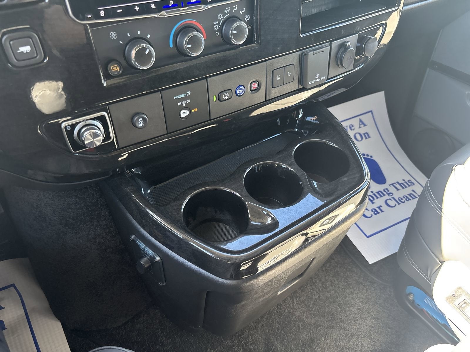 2025 Chevrolet Express Cargo 2500 WT