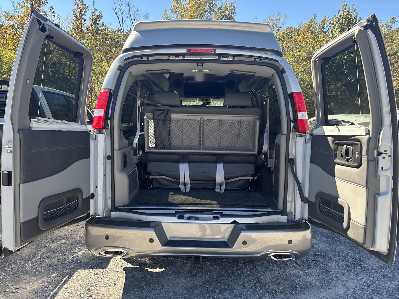 2025 Chevrolet Express Cargo 2500 WT