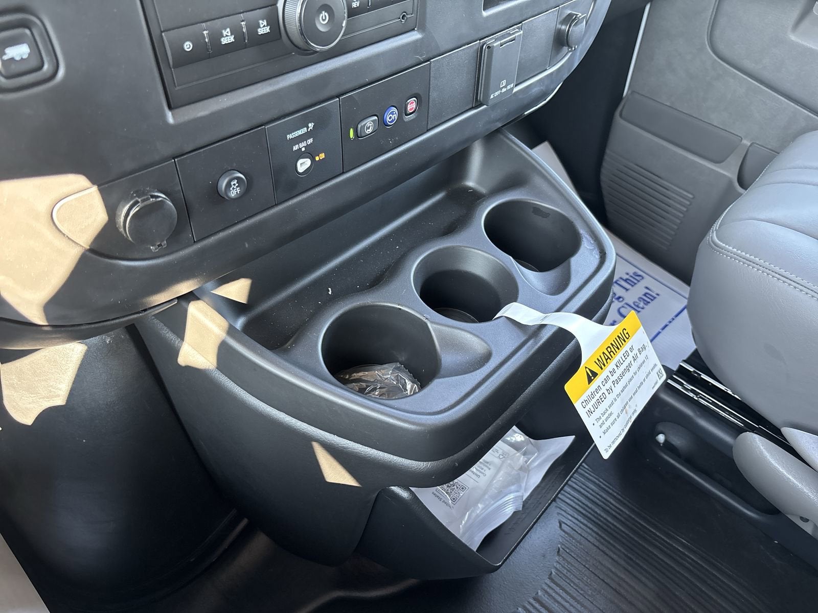 2025 Chevrolet Express Cargo 2500 WT