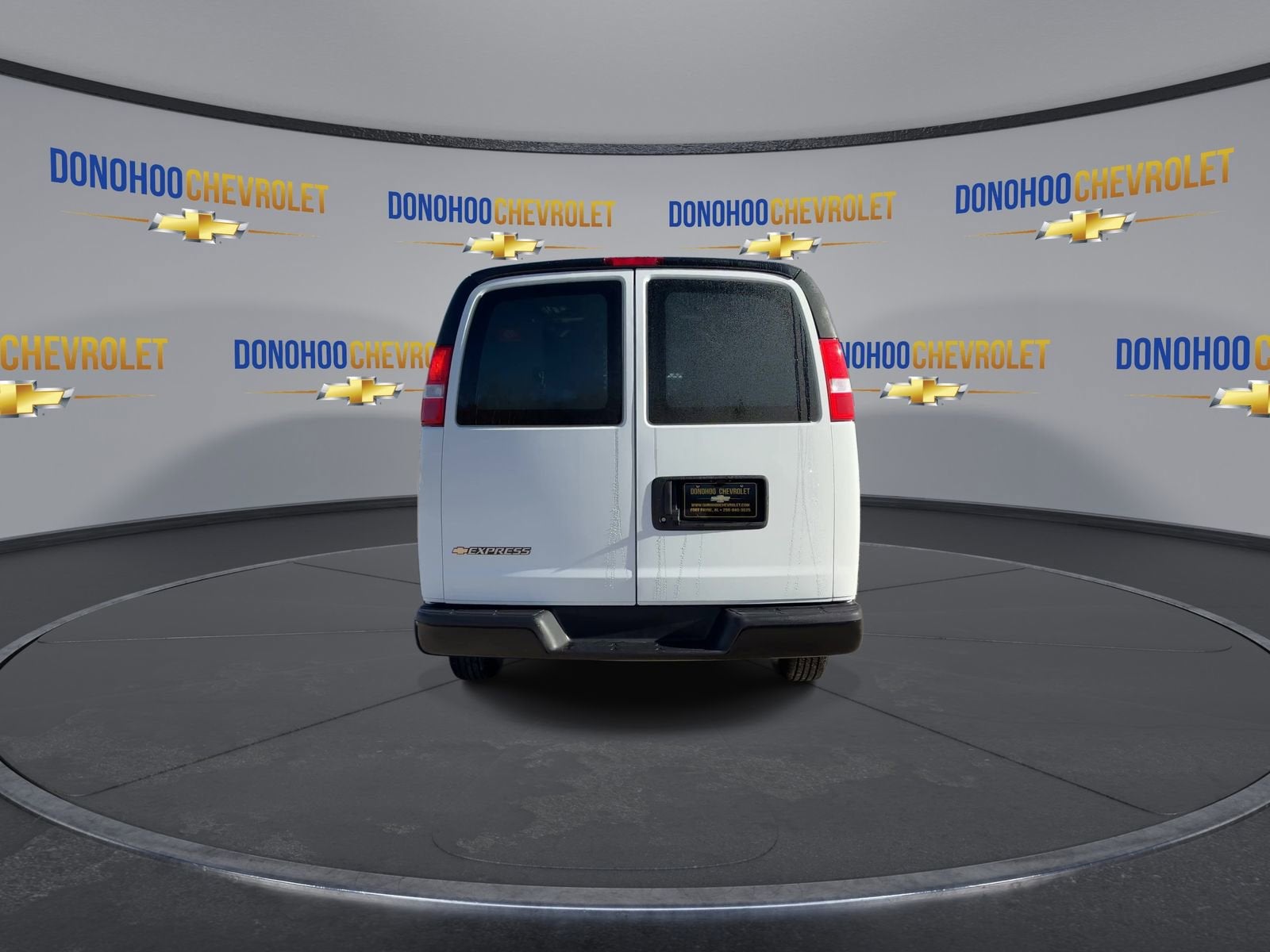2025 Chevrolet Express Cargo 2500 WT