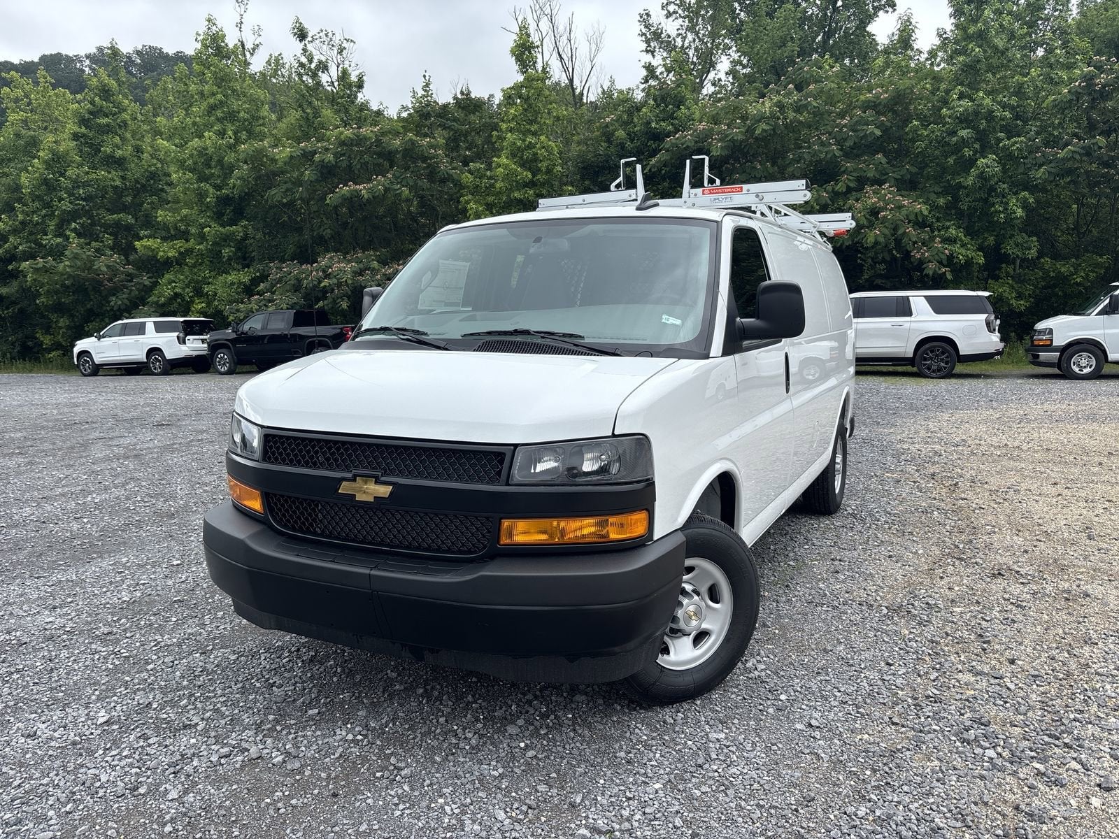 2025 Chevrolet Express Cargo 2500 WT