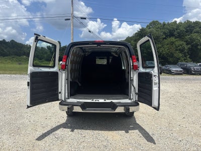 2025 Chevrolet Express Cargo WT