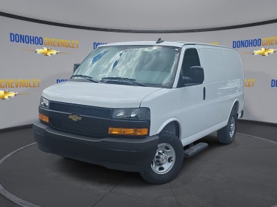 2025 Chevrolet Express Cargo WT