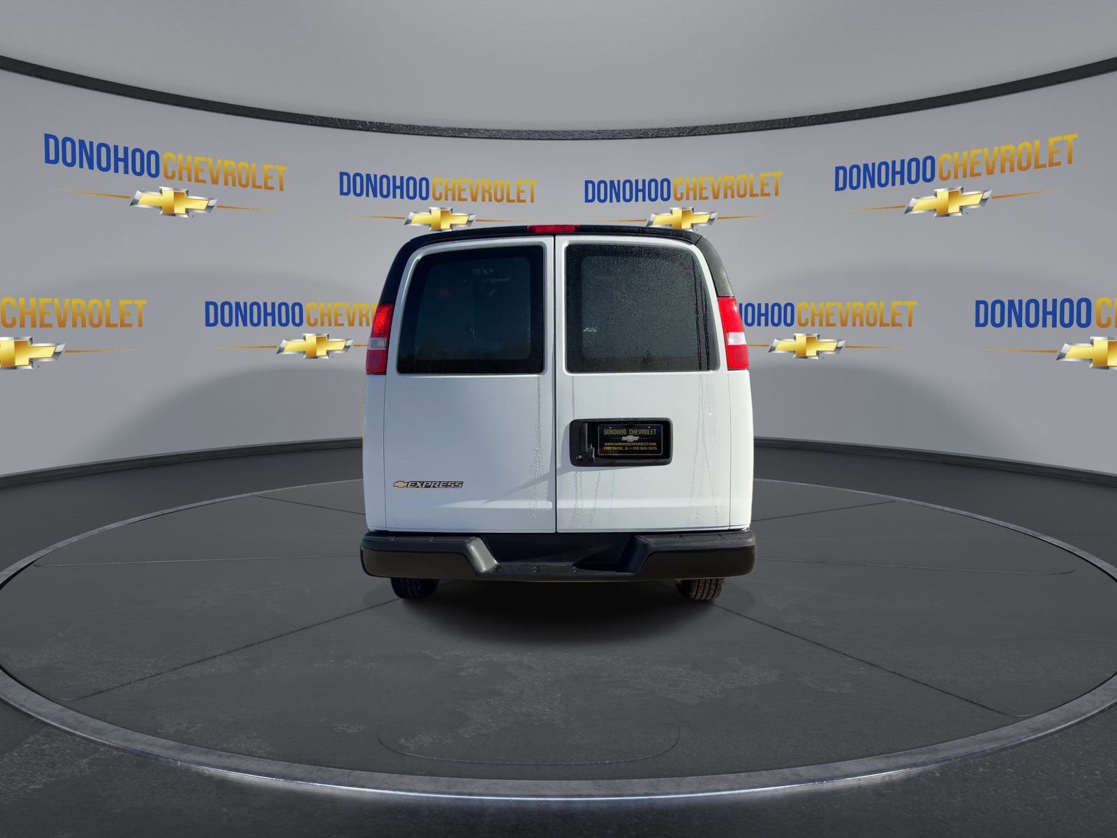 2025 Chevrolet Express Cargo 2500 WT