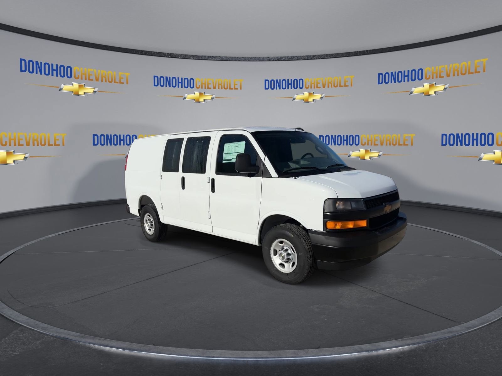 2025 Chevrolet Express Cargo 2500 WT