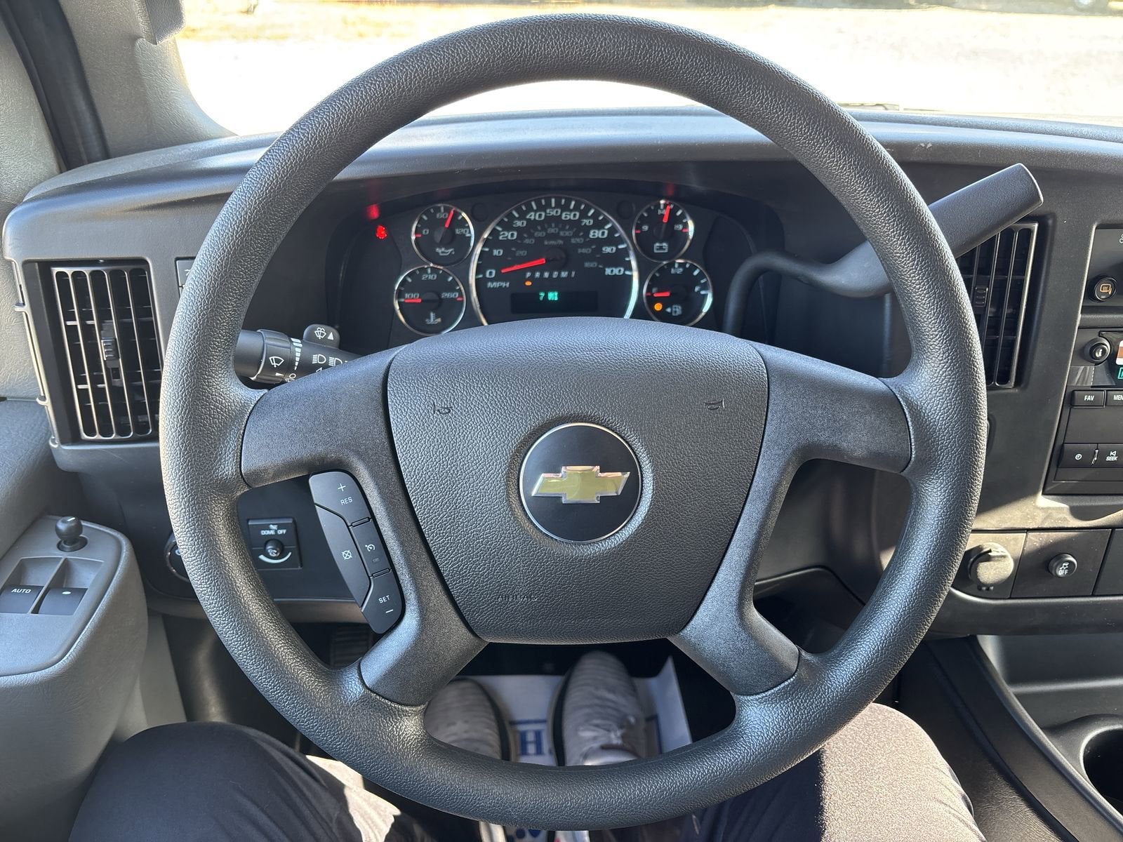 2025 Chevrolet Express Cargo 2500 WT