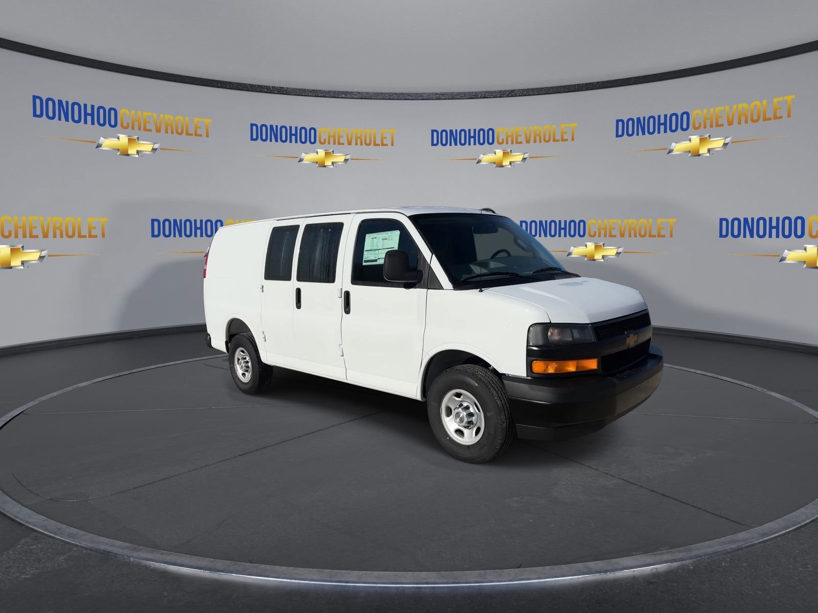 2025 Chevrolet Express Cargo 2500 WT