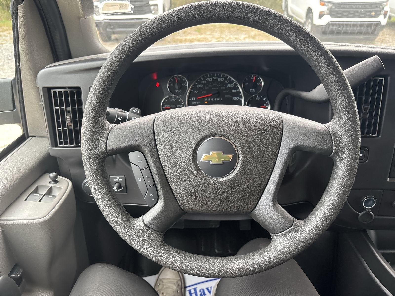 2025 Chevrolet Express Cargo 2500 WT