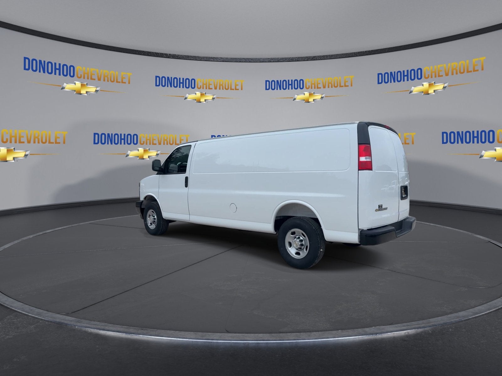 2025 Chevrolet Express Cargo 2500 WT