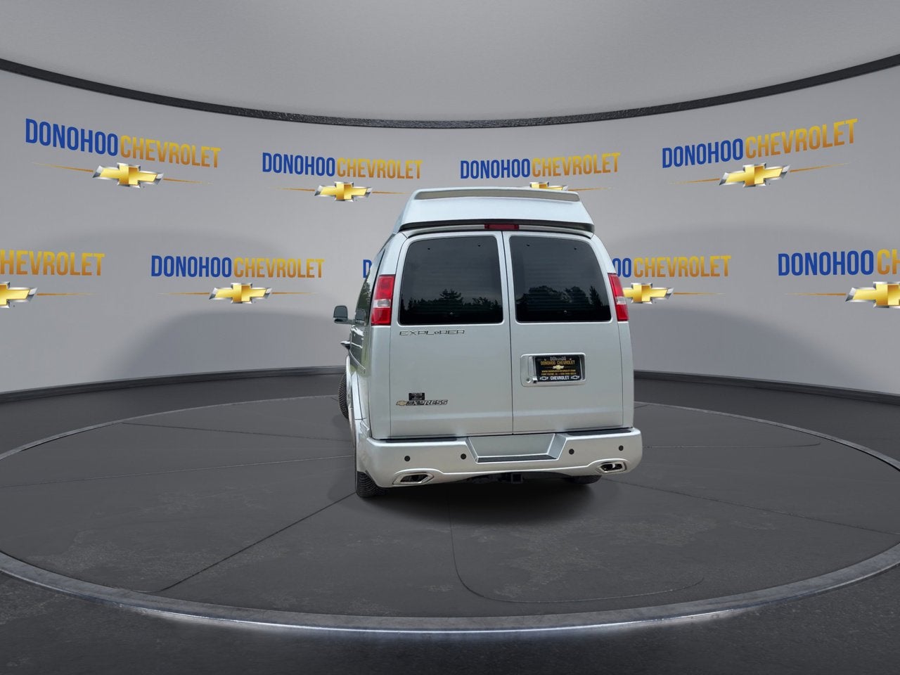 2025 Chevrolet Express Cargo 2500 WT