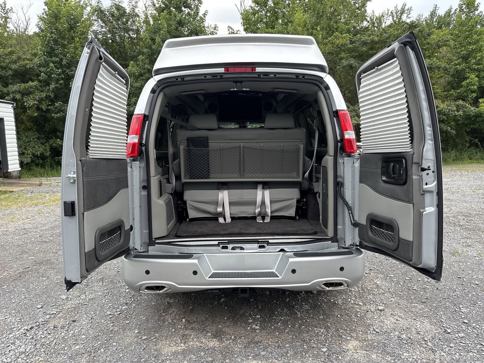 2025 Chevrolet Express Cargo 2500 WT