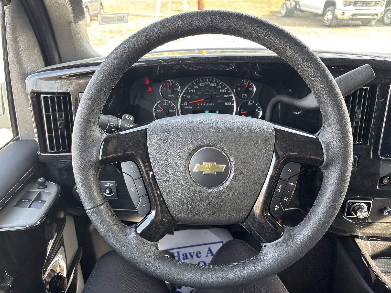 2025 Chevrolet Express Cargo 2500 WT