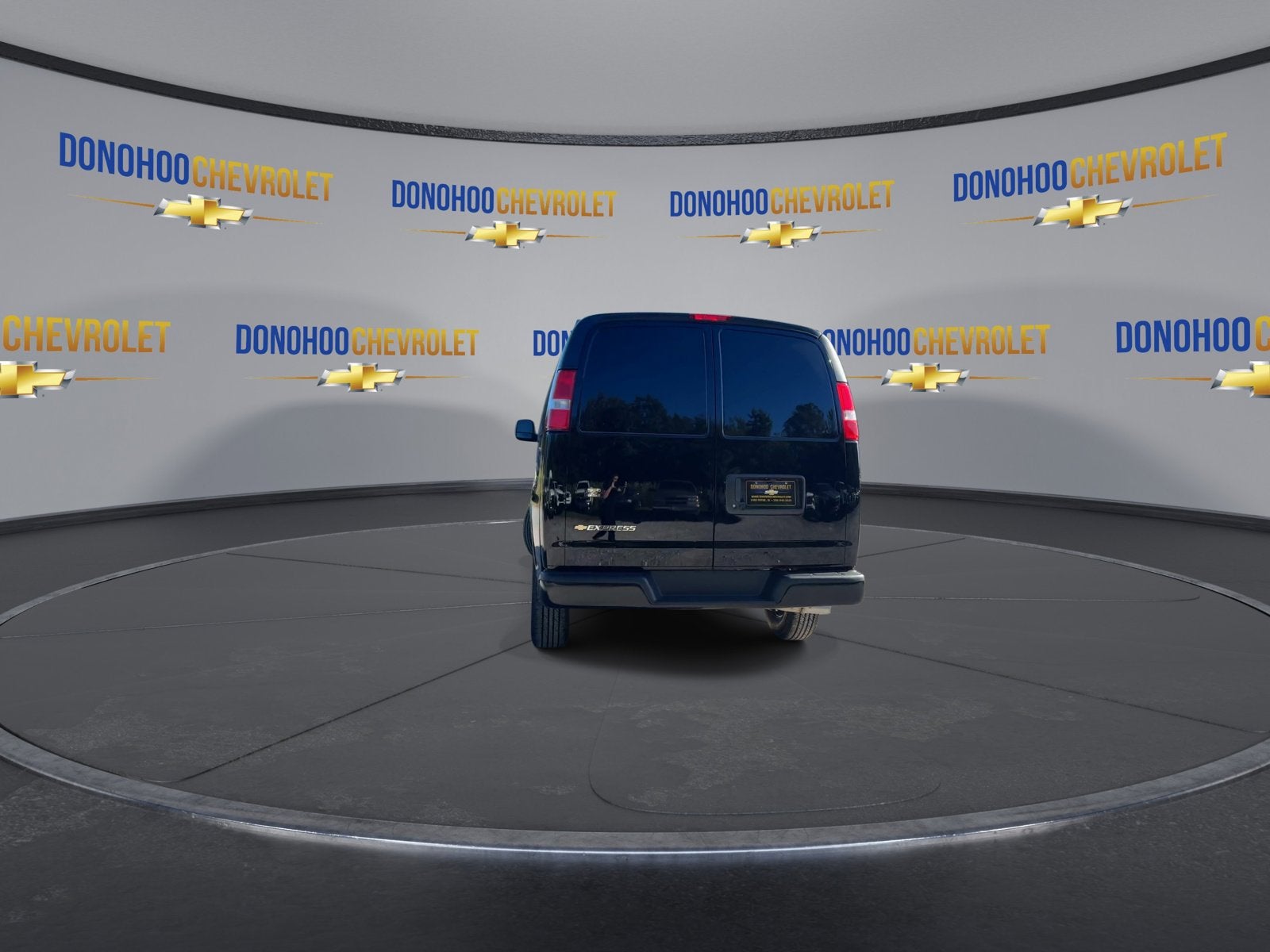 2025 Chevrolet Express Cargo 2500 WT