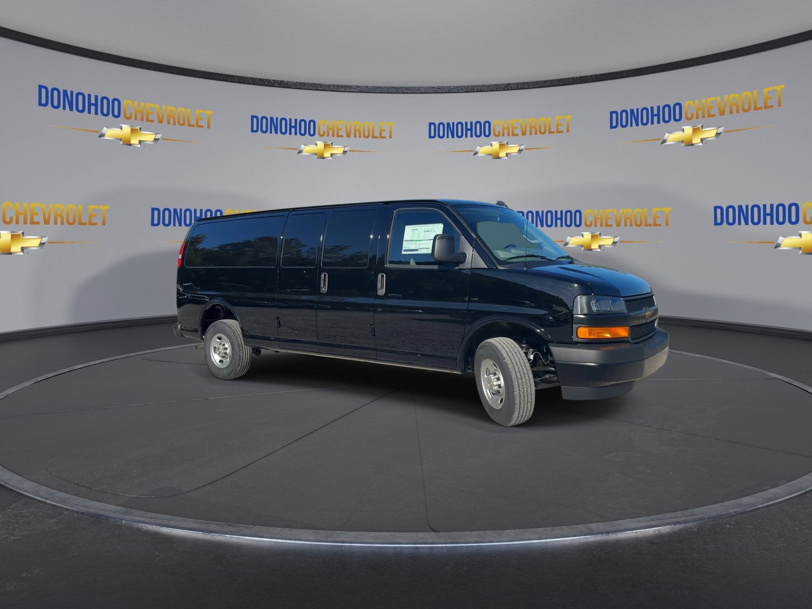 2025 Chevrolet Express Cargo 2500 WT