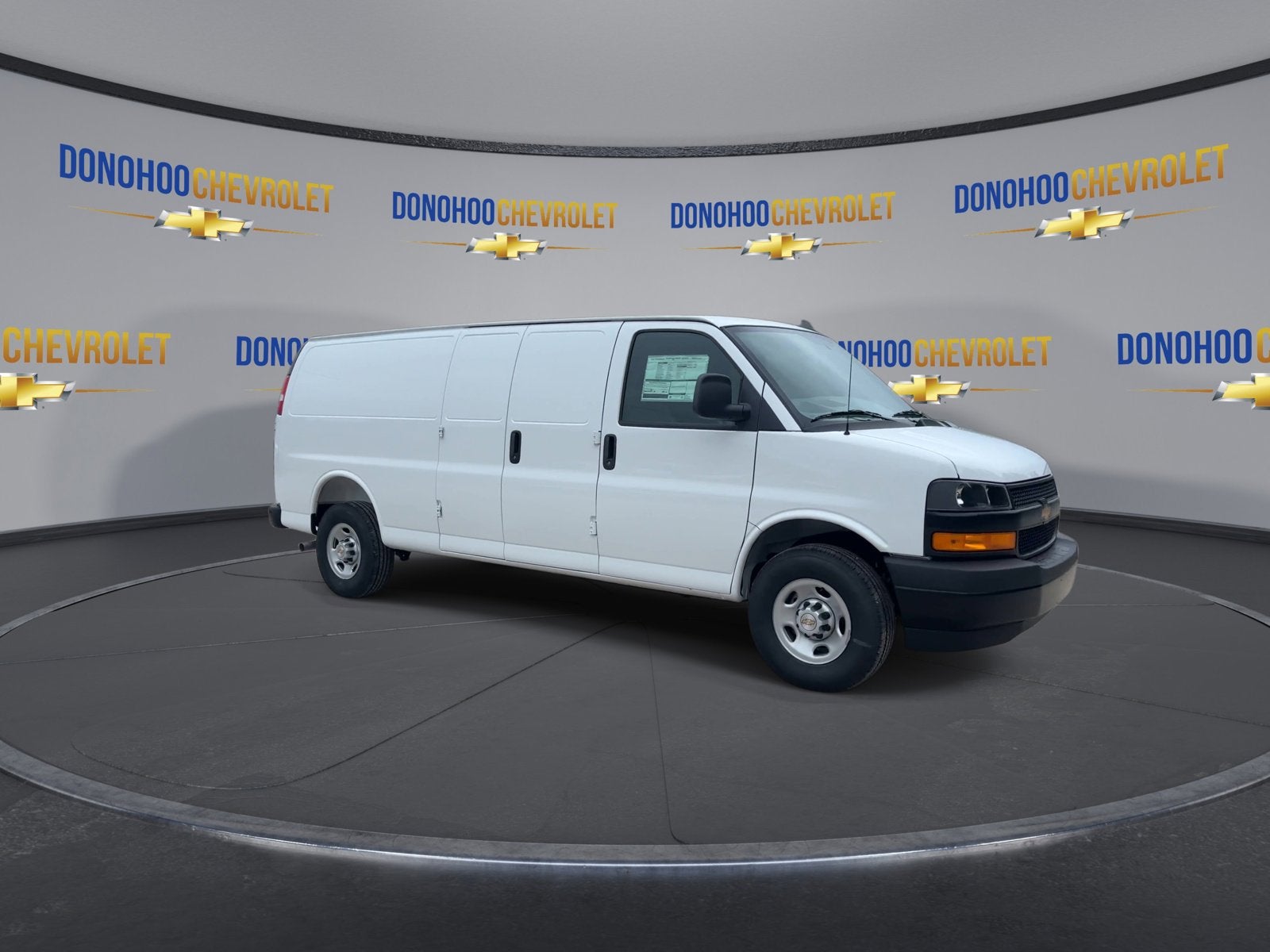 2025 Chevrolet Express Cargo 2500 WT