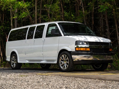 2025 Chevrolet Express Cargo 2500 WT