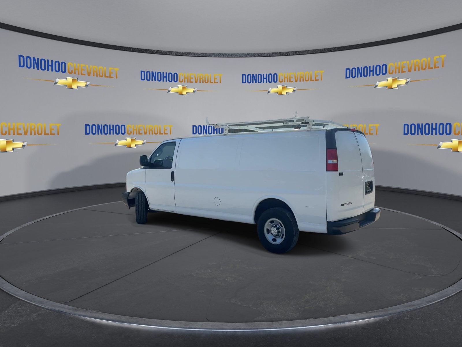 2018 Chevrolet Express Cargo 2500 GRAY