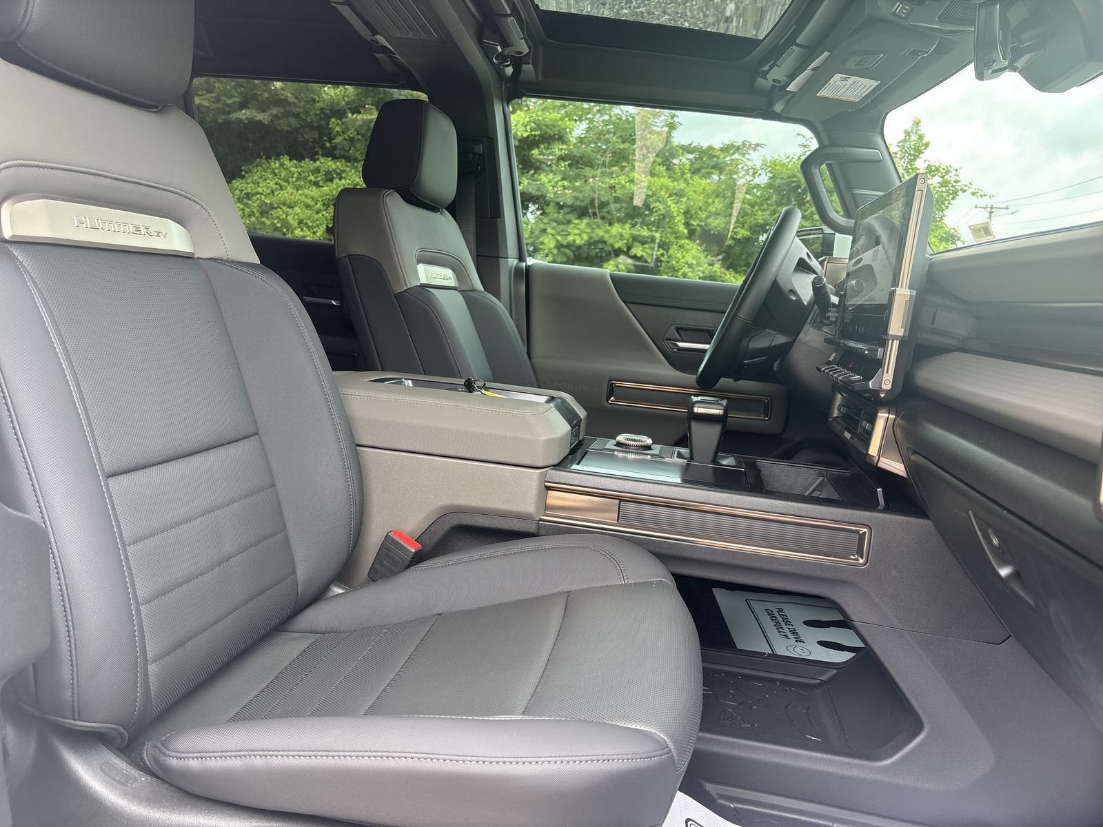 2025 GMC HUMMER EV SUV 2X