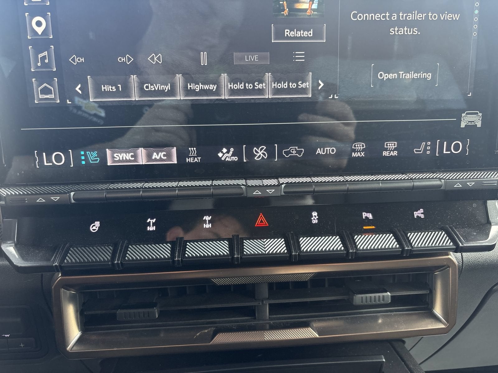 2024 GMC HUMMER EV SUV 2X