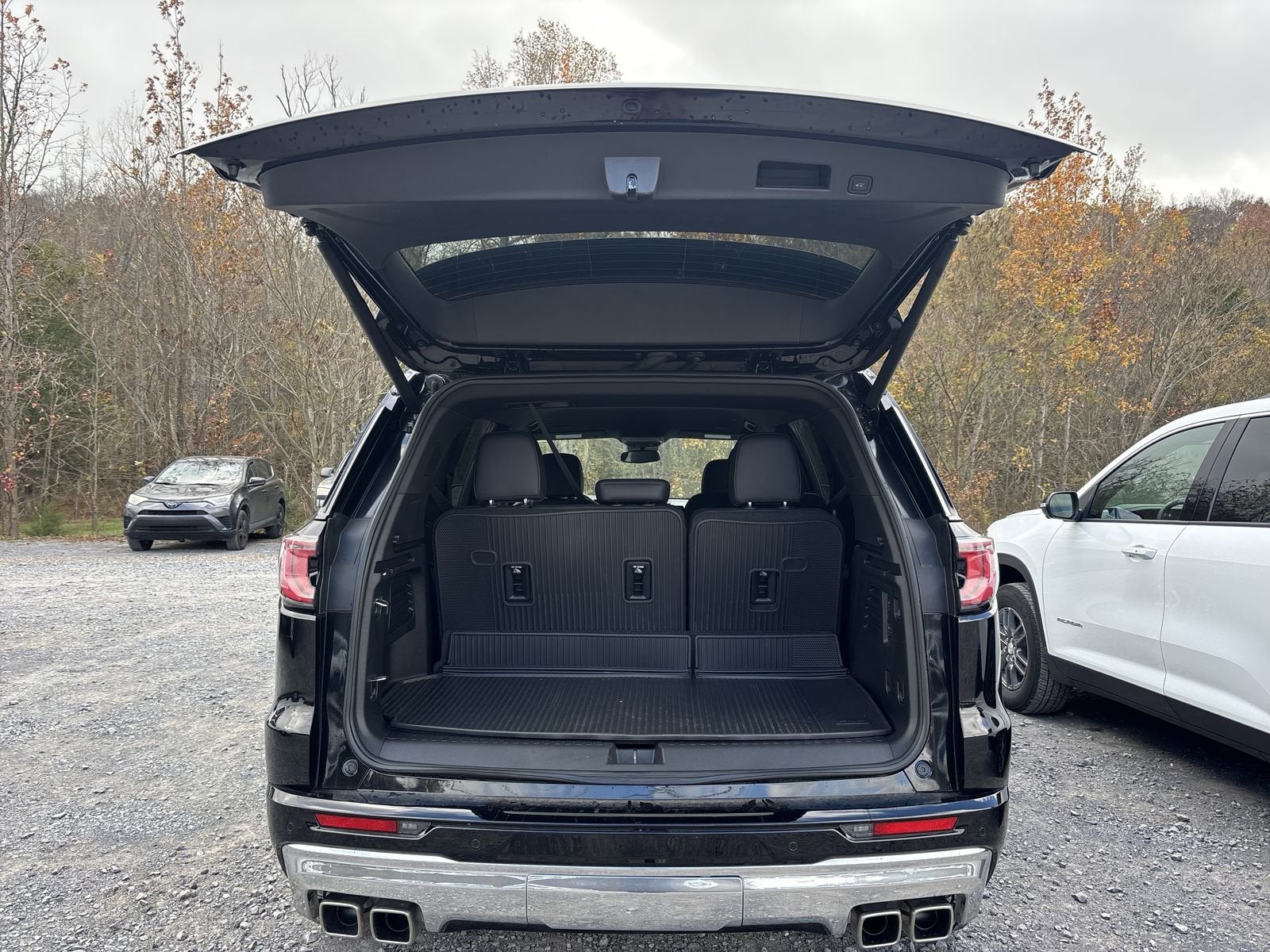 2025 GMC Acadia Denali