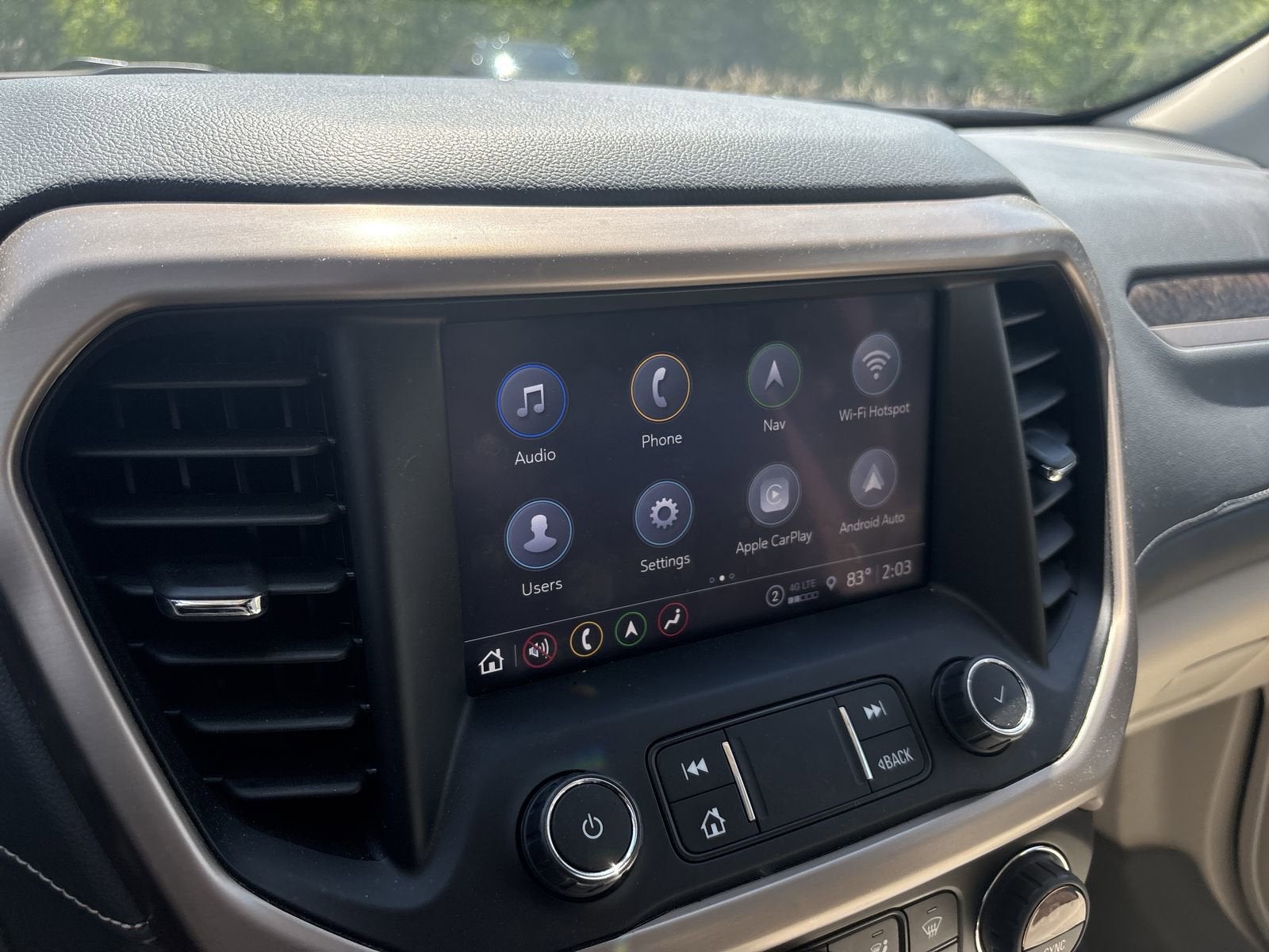 2023 GMC Acadia Denali