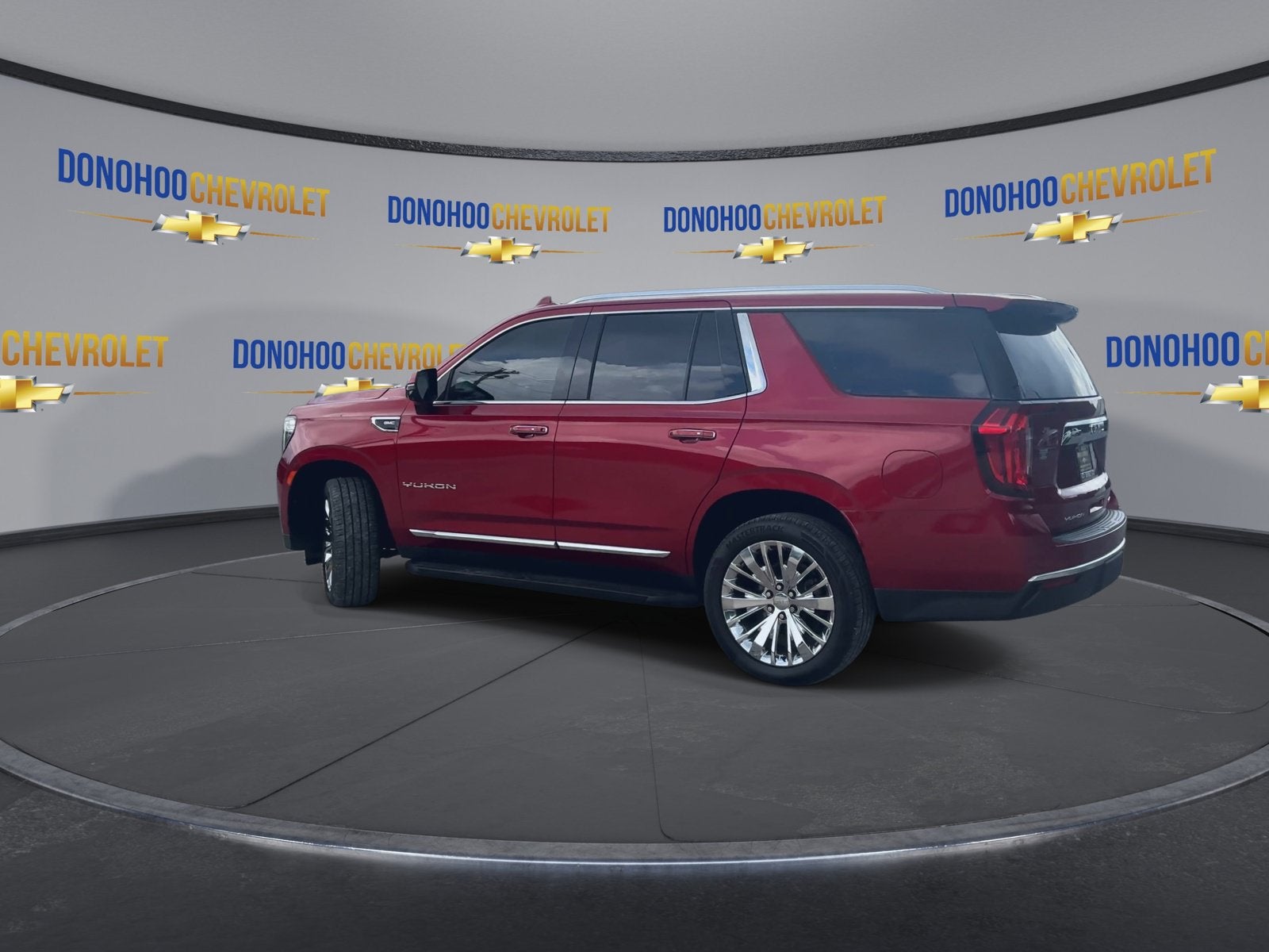 2021 GMC Yukon SLT