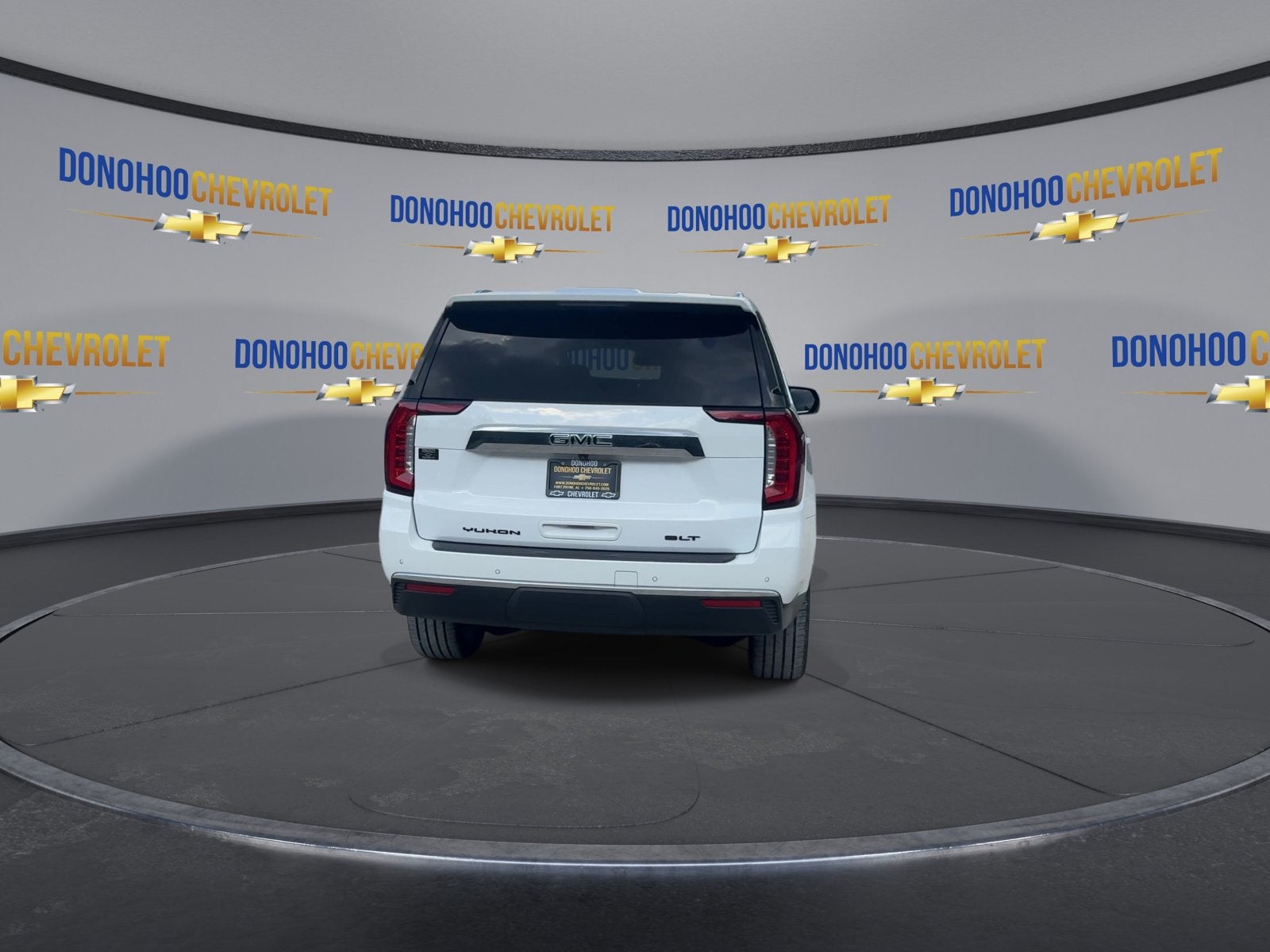 2024 GMC Yukon SLT