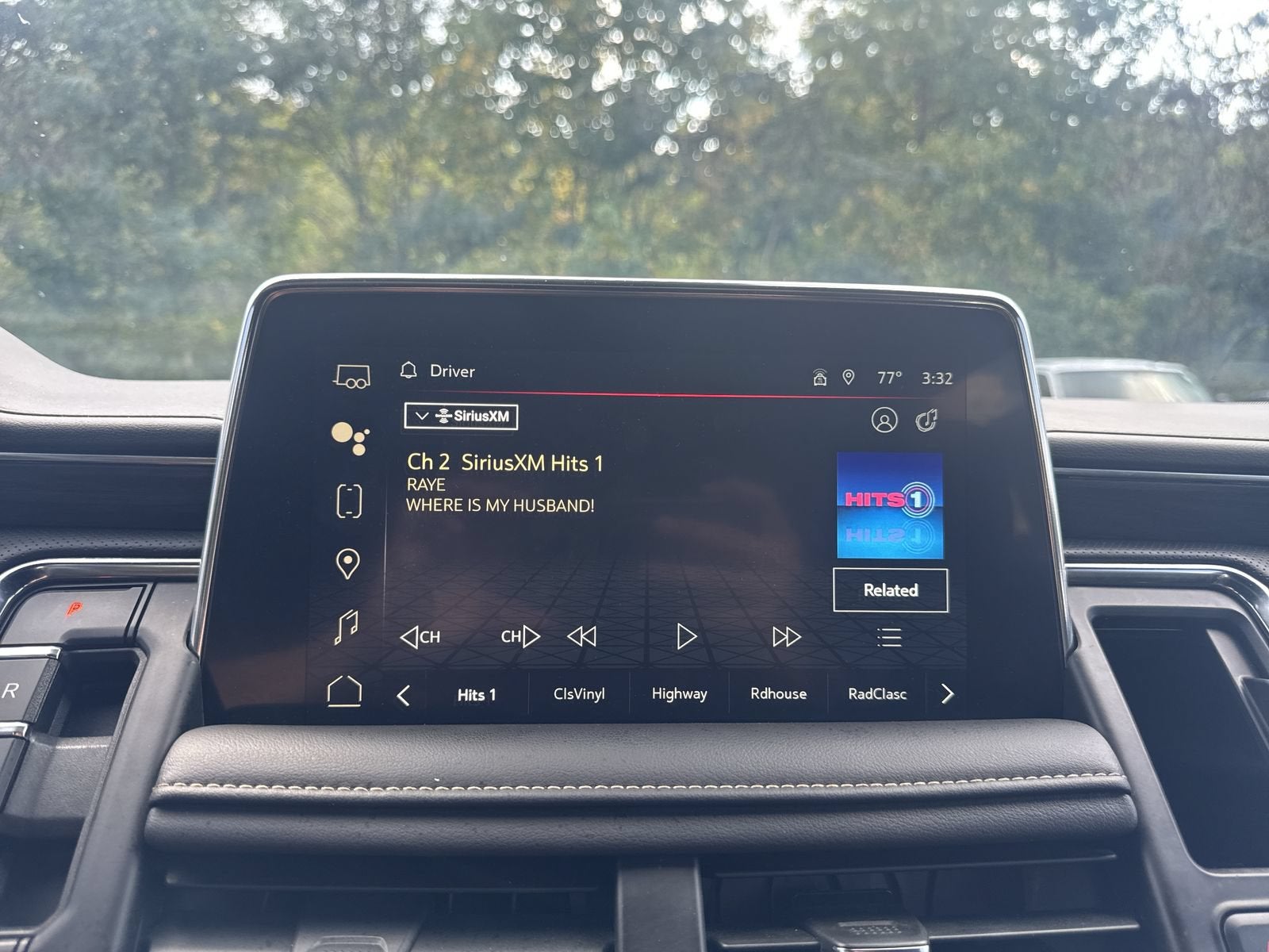2024 GMC Yukon SLT