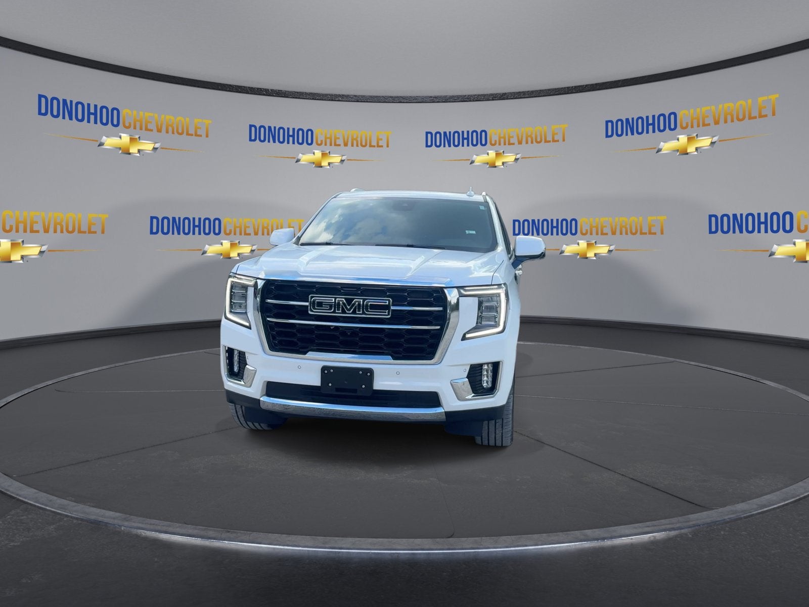 2024 GMC Yukon SLT