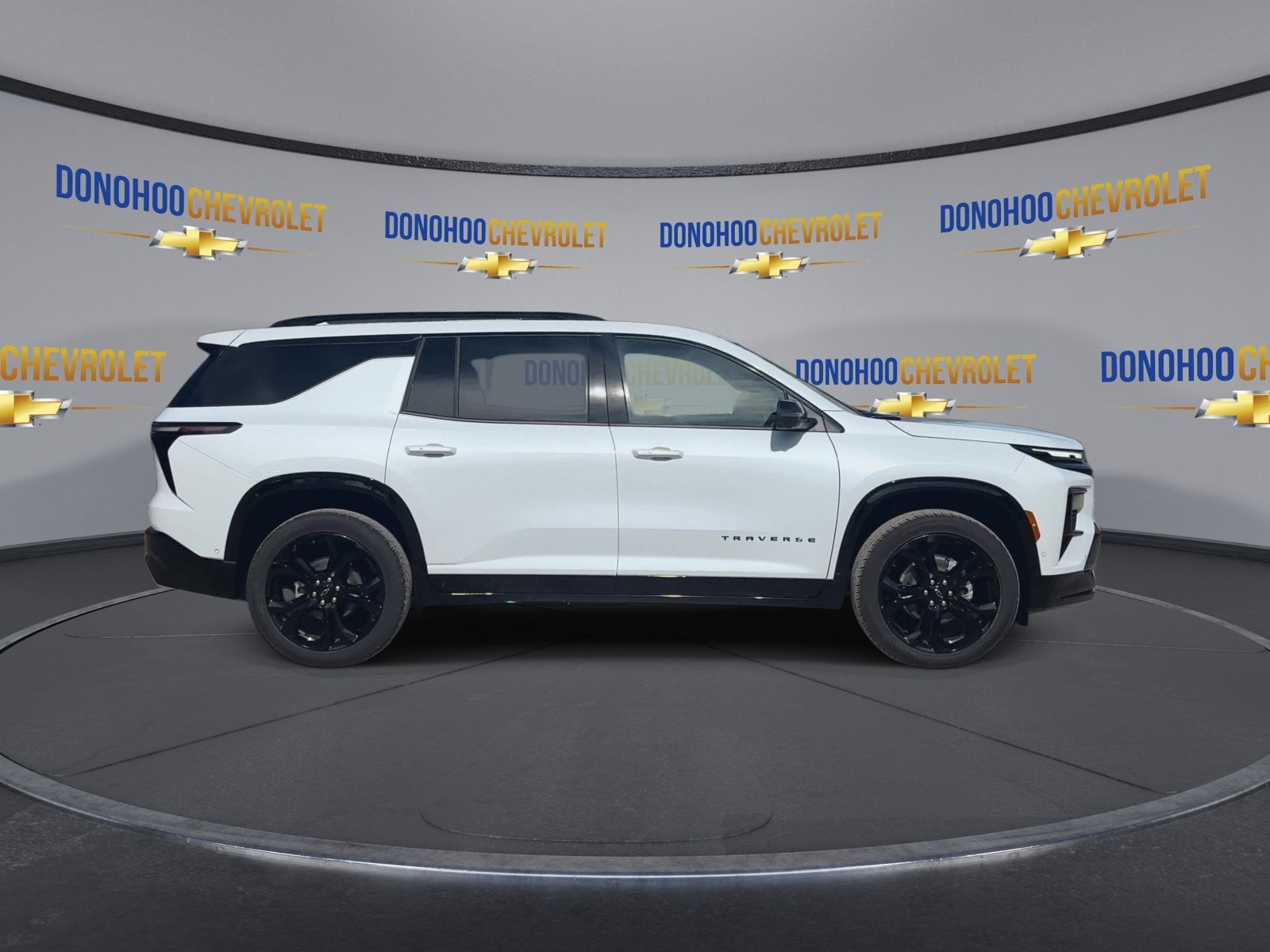 2027 Chevrolet Traverse RS