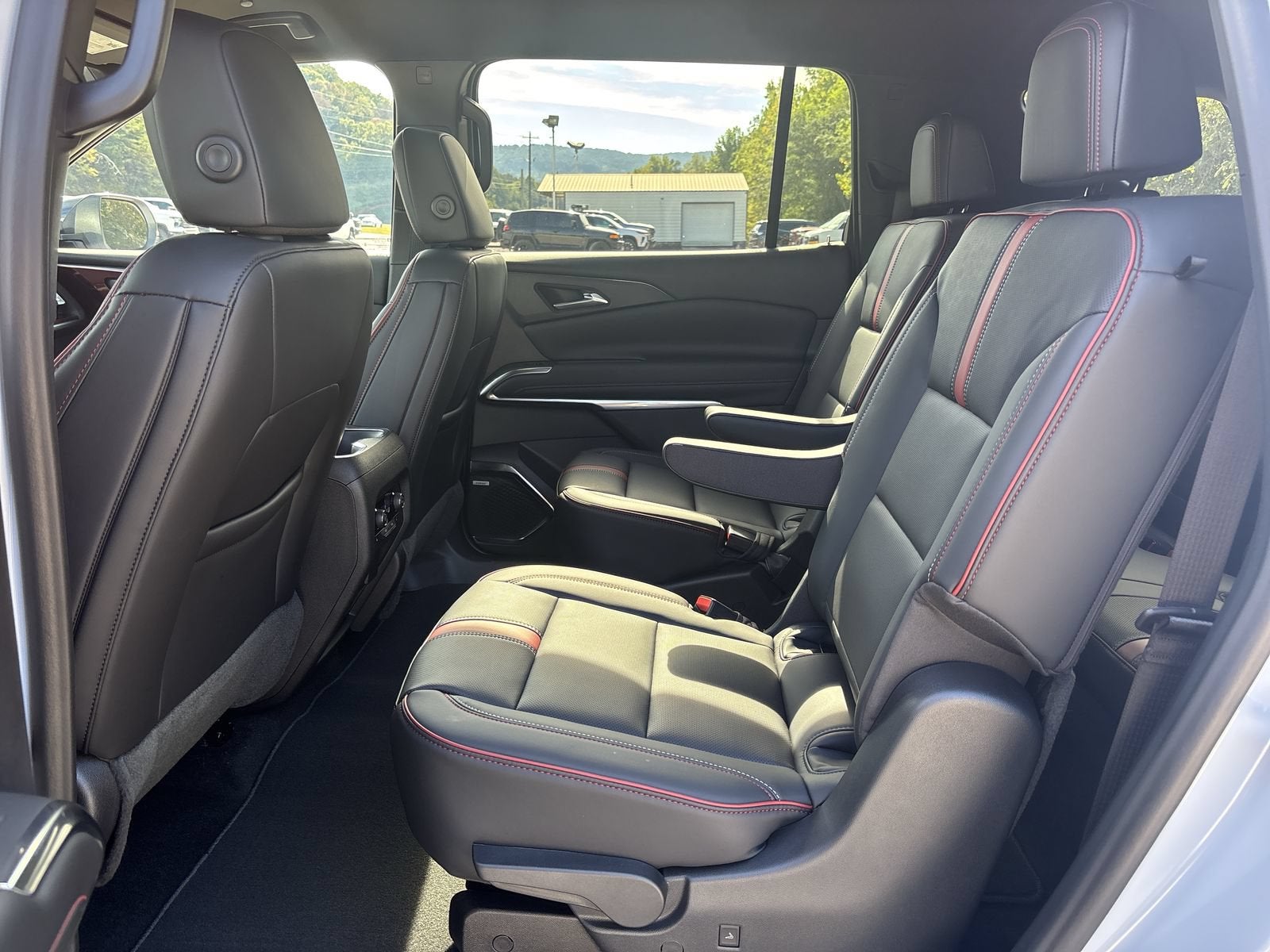 2027 Chevrolet Traverse RS